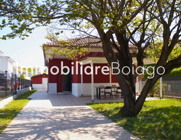 Vivere l’indipendenza: casa su un unico piano con giardino